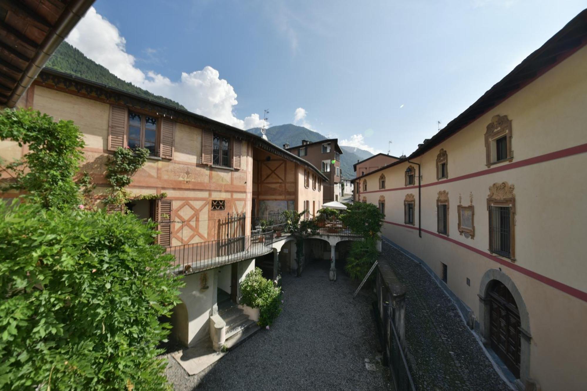 Piano Nobile Al Roseto Del Drago Villa San Bernardo  Exterior photo